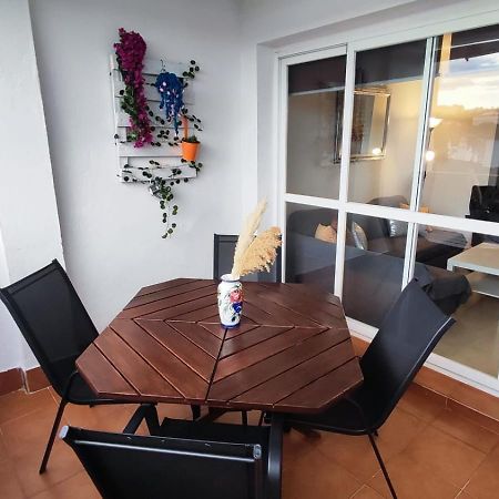 2Bdr Sunny Apartment With Pool And Private Parking In 贝纳尔马德纳 外观 照片