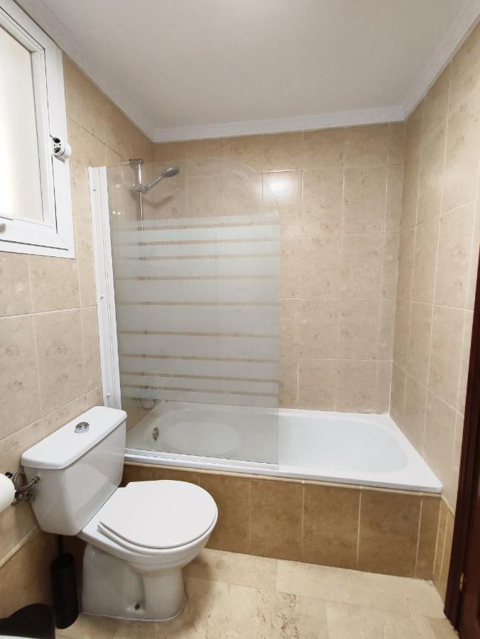 2Bdr Sunny Apartment With Pool And Private Parking In 贝纳尔马德纳 外观 照片