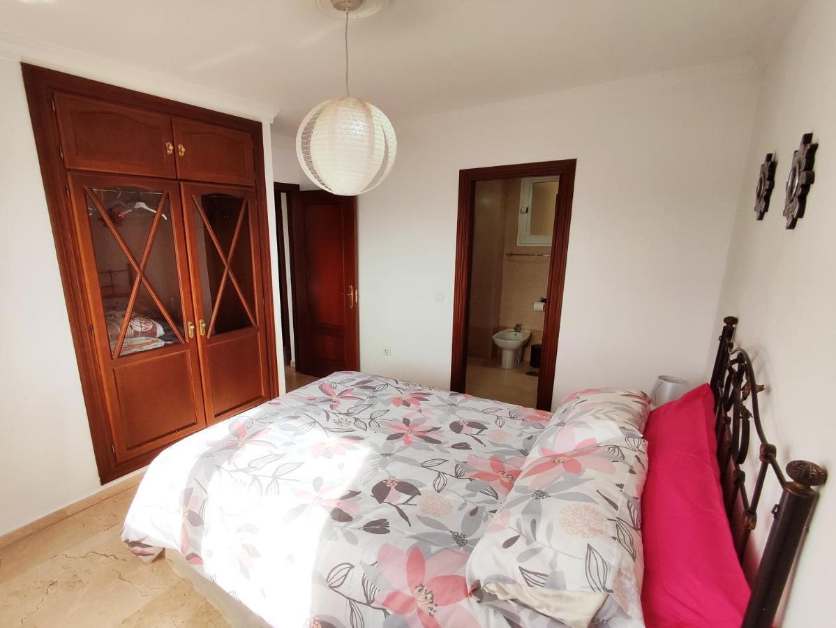 2Bdr Sunny Apartment With Pool And Private Parking In 贝纳尔马德纳 外观 照片