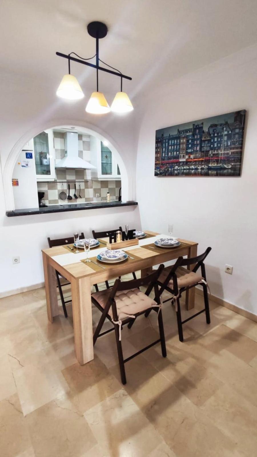 2Bdr Sunny Apartment With Pool And Private Parking In 贝纳尔马德纳 外观 照片